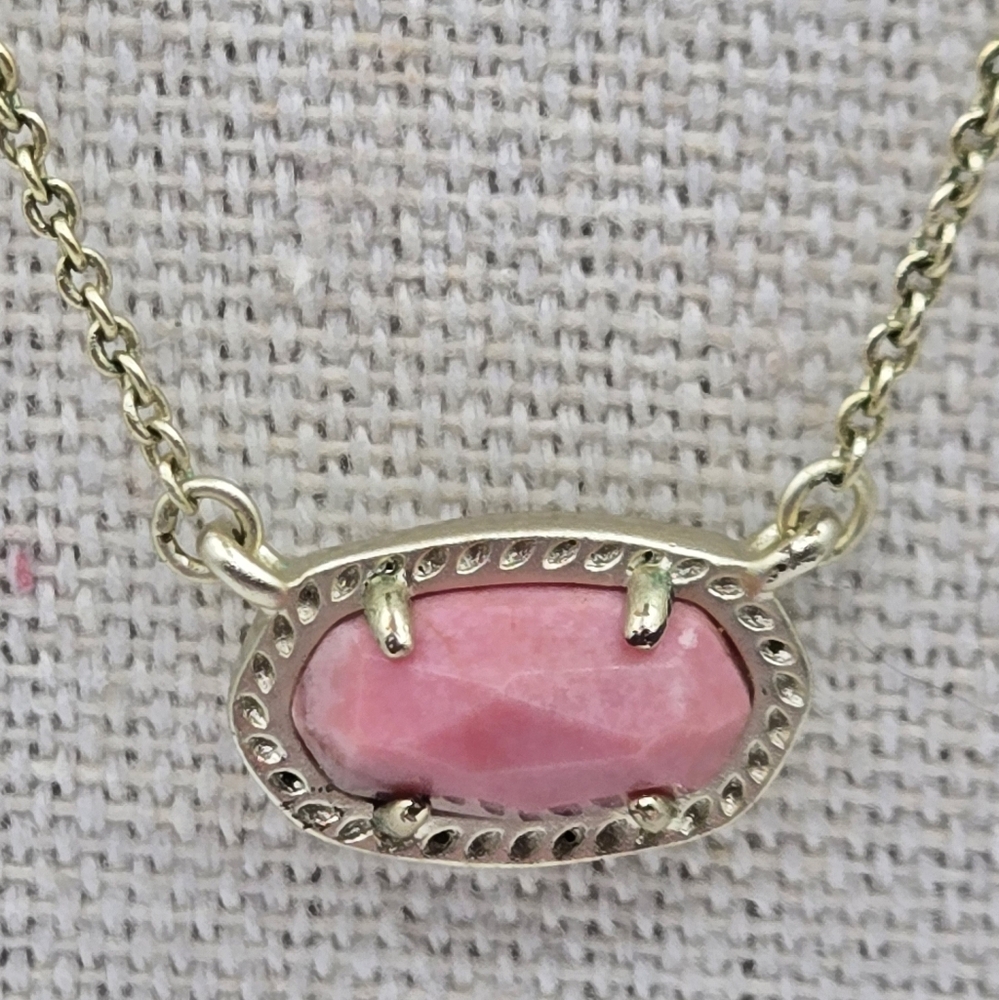 KENDRA SCOTT Elisa Coral Stone Small Pendant 14K over Brass Adjustable
